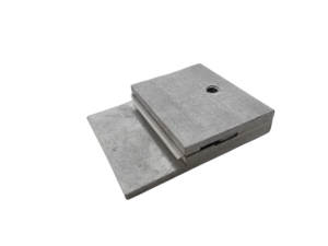 Przyrząd do precyzyjnego cięcia krawędzi folii samochodowej